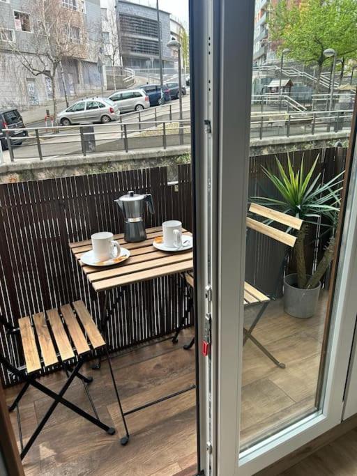 Piso Deluxe Con Balcon Cerca Del Casco Viejo Διαμέρισμα Μπιλμπάο Εξωτερικό φωτογραφία